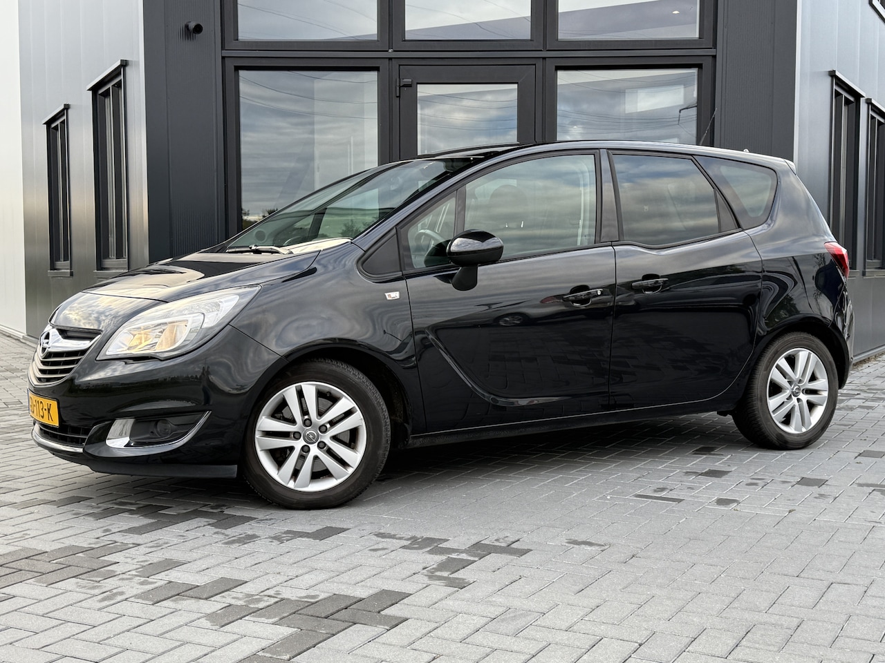 Opel Meriva - 1.4 Turbo Design Edition Navi | Clima | PDC | Trekhaak | Nwe APK - AutoWereld.nl