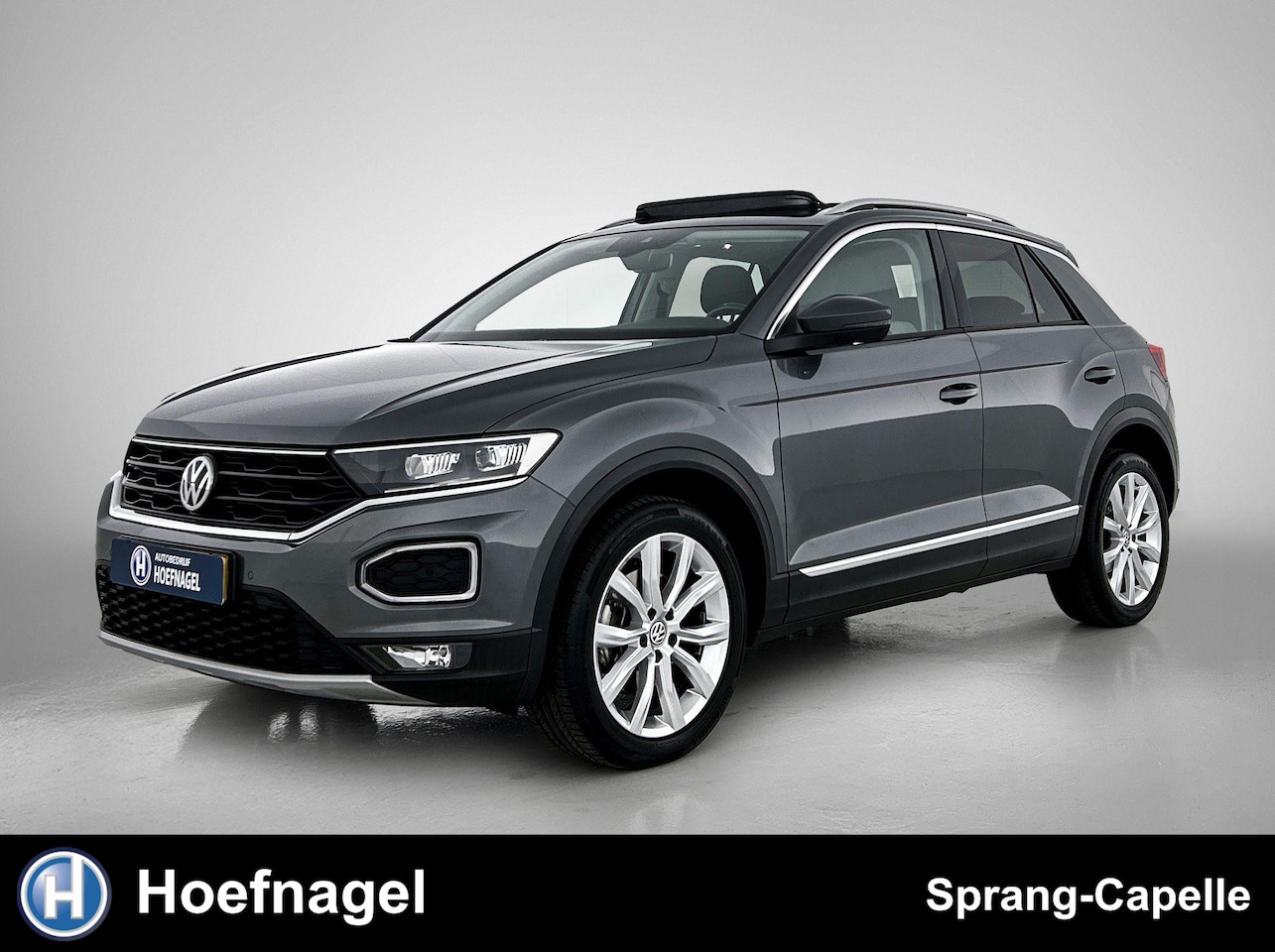 Volkswagen T-Roc - 1.5 TSI Sport | Panoramadak | Navi | Adaptieve Cruise | Stoelverw. | Virtual Cockpit | LED - AutoWereld.nl