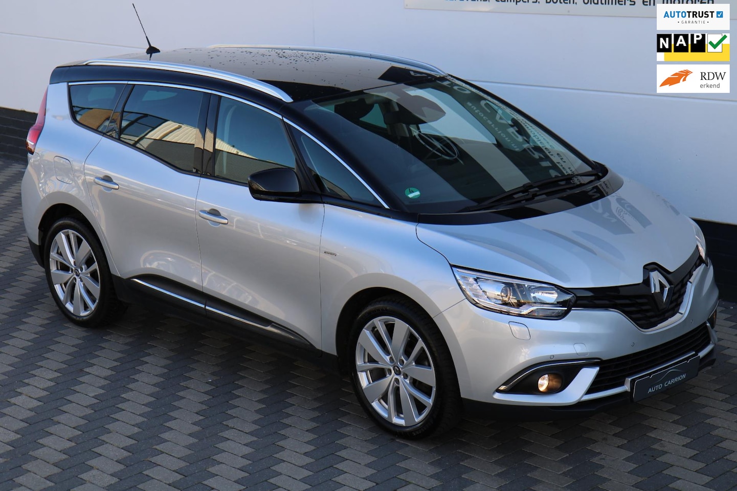 Renault Grand Scénic - 1.3 TCe Limited 7p. Navi Keyless Camera !! - AutoWereld.nl