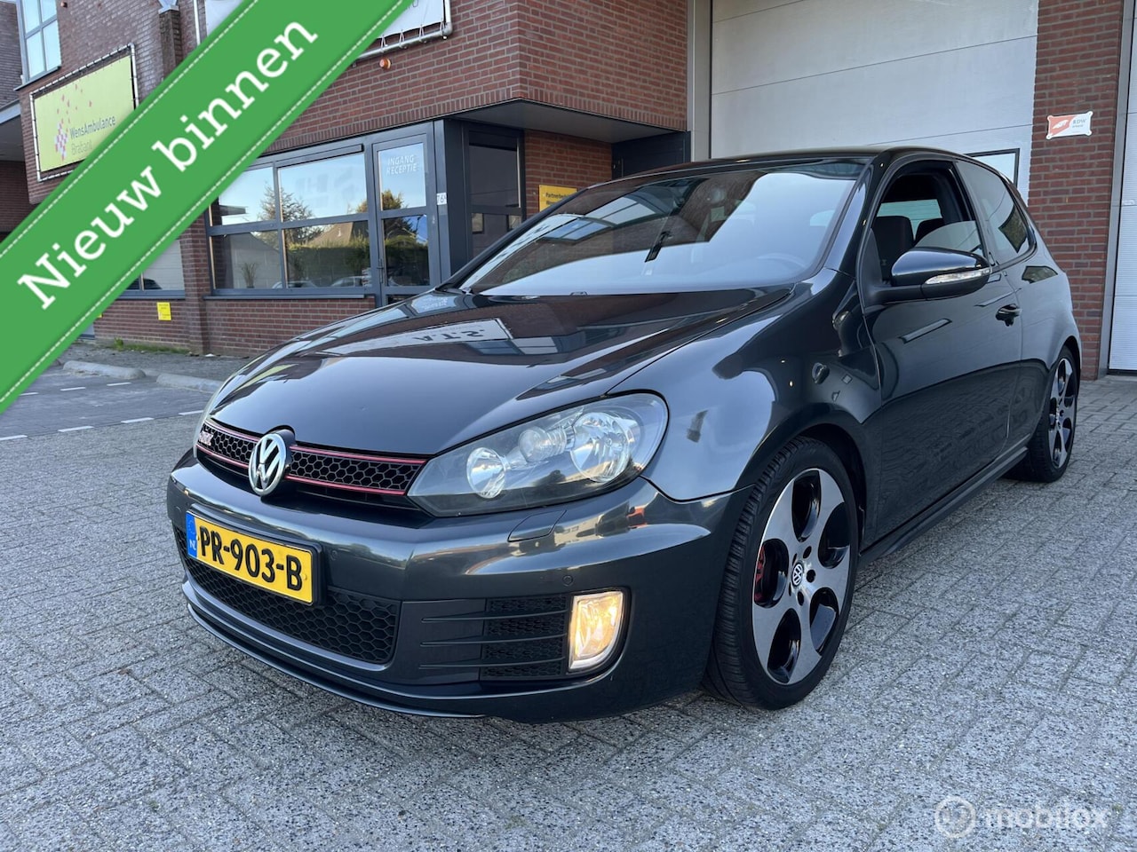 Volkswagen Golf - 2.0 GTI 211PK DSG*NAVI*CRUISE*PDC* - AutoWereld.nl