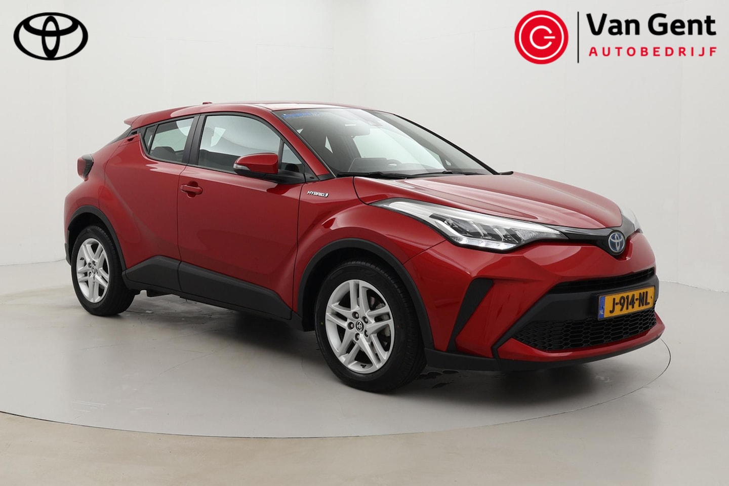 Toyota C-HR - 1.8 Hybrid Active | Trekhaak | Apple Carplay / Android Auto | Adaptive Cruise | Clima | Ca - AutoWereld.nl