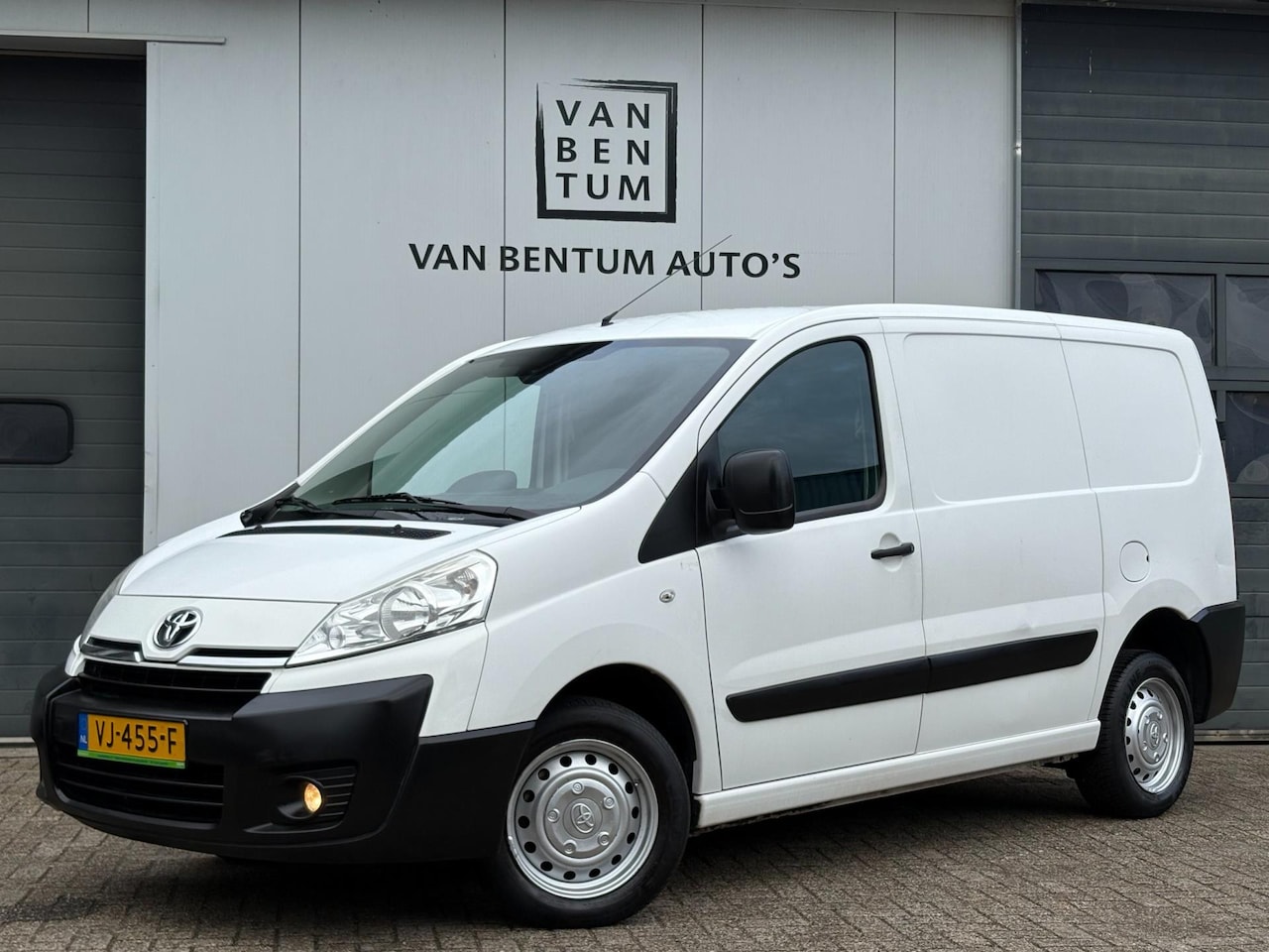 Toyota ProAce - 1.6D 90pk L1H1 Aspiration Airco Cruise 3-pers. - AutoWereld.nl