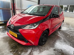 Toyota Aygo - 1.0 VVT-i x-fun