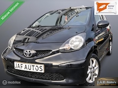 Toyota Aygo - 1.0-12V LMV Nieuwe APK Zuinig