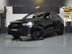 Audi Q3 - 35 TFSI 3x S-Line Black Optik AUTOMAAT-ALCANTARA-SOUND-CAMERA-MATRIX LED-STOELVERWARMING