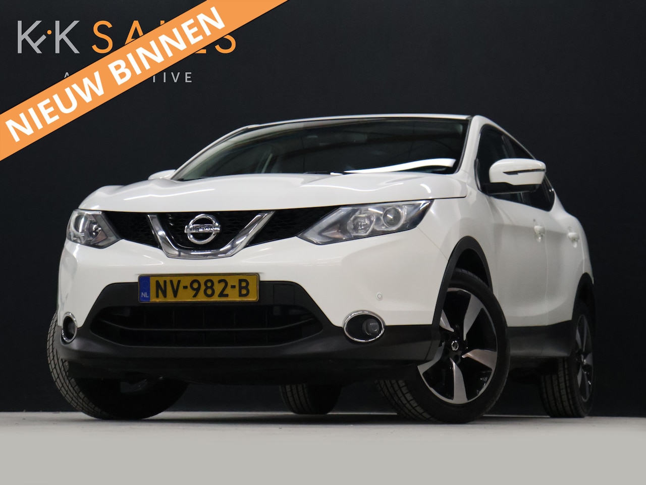 Nissan Qashqai - 1.2 N-Connecta [6-BAK, TREKHAAK, CAMERA, CRUISE, PDC V+A, BLUETOOTH, CLIMATE, NIEUWSTAAT] - AutoWereld.nl