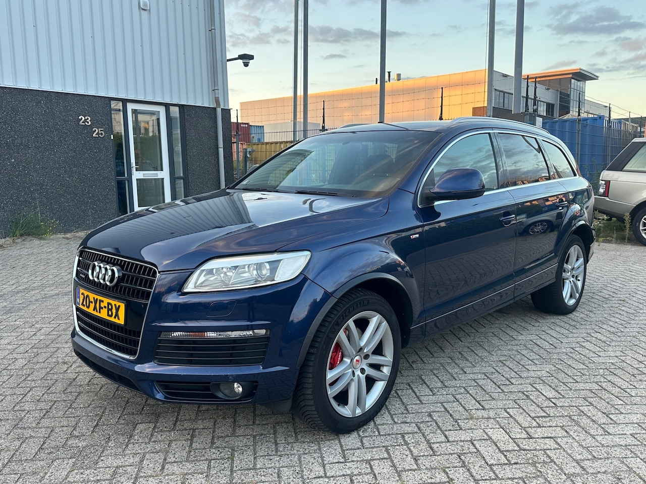 Audi Q7 - 4.2 FSI quattro Pro Line 5+2 YOUNGTIMER 2007 S-LINE V8 - AutoWereld.nl