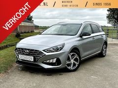 Hyundai i30 Wagon - 1.0 T-GDi MHEV Comfort | HYBRID | KEYLESS ENTRY | LM VELGEN | NAVIGATIE | PARKEERCARMERA |