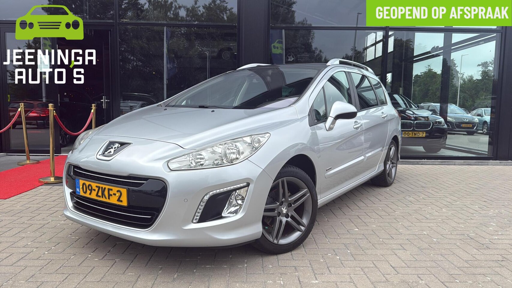 Peugeot 308 SW - 1.6 VTi Sportium|Pano|Navi|Trekhaak - AutoWereld.nl