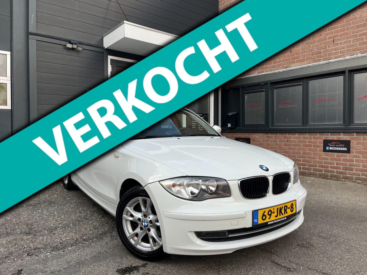 BMW 1-serie - 118i Business Line|Nap|Navi|Cruise|Climatronic|Alarm - AutoWereld.nl