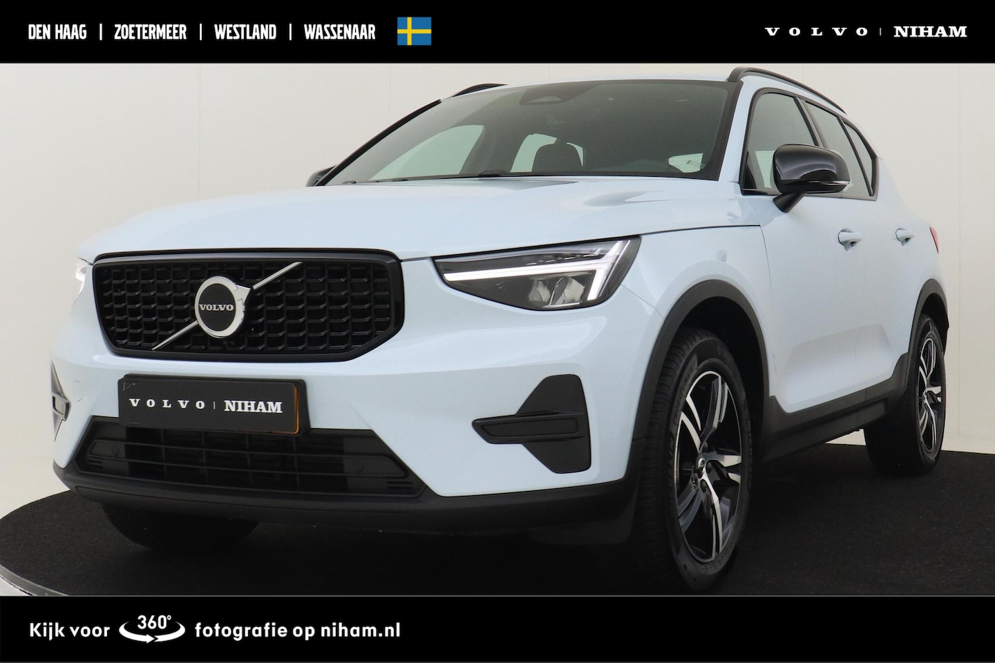Volvo XC40 - B4 (M-HYBRID) PLUS DARK -CAMERA|ADAP.CRUISE|VERW.VOORRUIT|TREKHAAK|HARMAN/KARDON - AutoWereld.nl