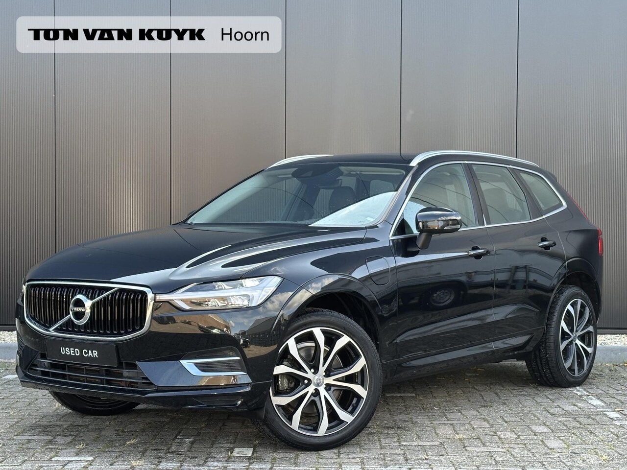 Volvo XC60 - 2.0 T8 Twin Engine AWD Inscription Stoel verwarming / Panorama dak / Leer / Elek. Achterkl - AutoWereld.nl