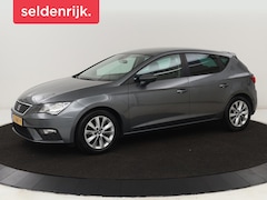 SEAT Leon - 1.0 EcoTSI Style Business | Carplay | Trekhaak | Navigatie | Parkeerhulp | Climate control