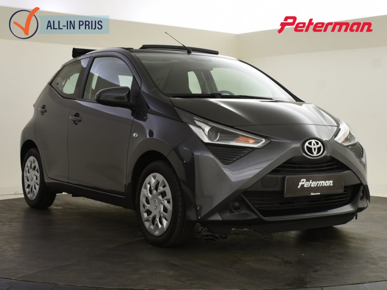 Toyota Aygo - 1.0 VVT-i x-play | Automaat | Cabriotop | Camera | Carplay - AutoWereld.nl