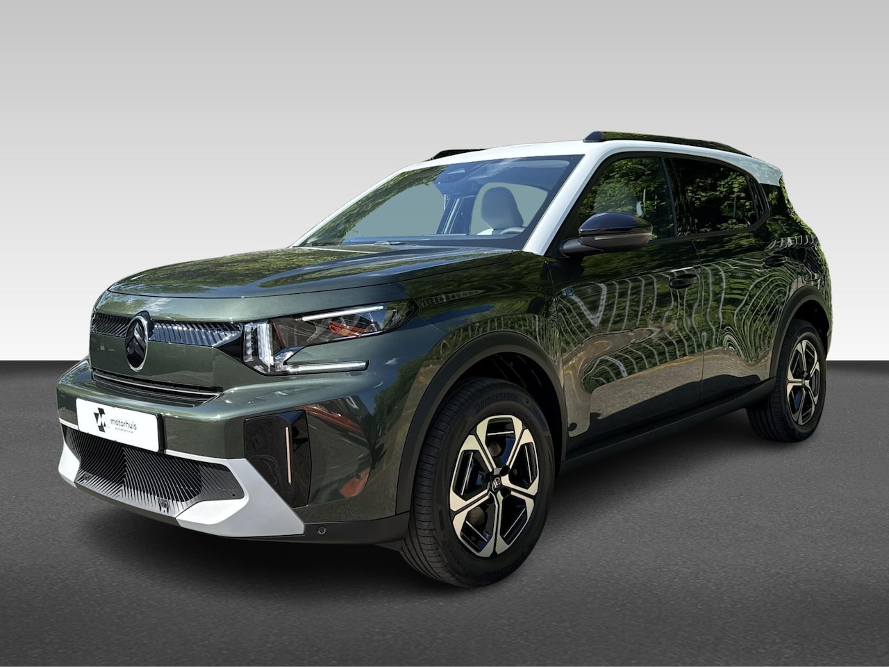 Citroën C3 Aircross - | MAX | Montana Green | Two Tone Polar White | 11kW Boordlader | Comfort & Connectiviteit - AutoWereld.nl