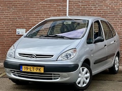 Citroën Xsara Picasso - 1.8i-16V Différence