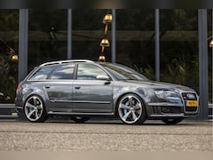Audi RS4 - Avant 4.2 V8 RS 4 quattro