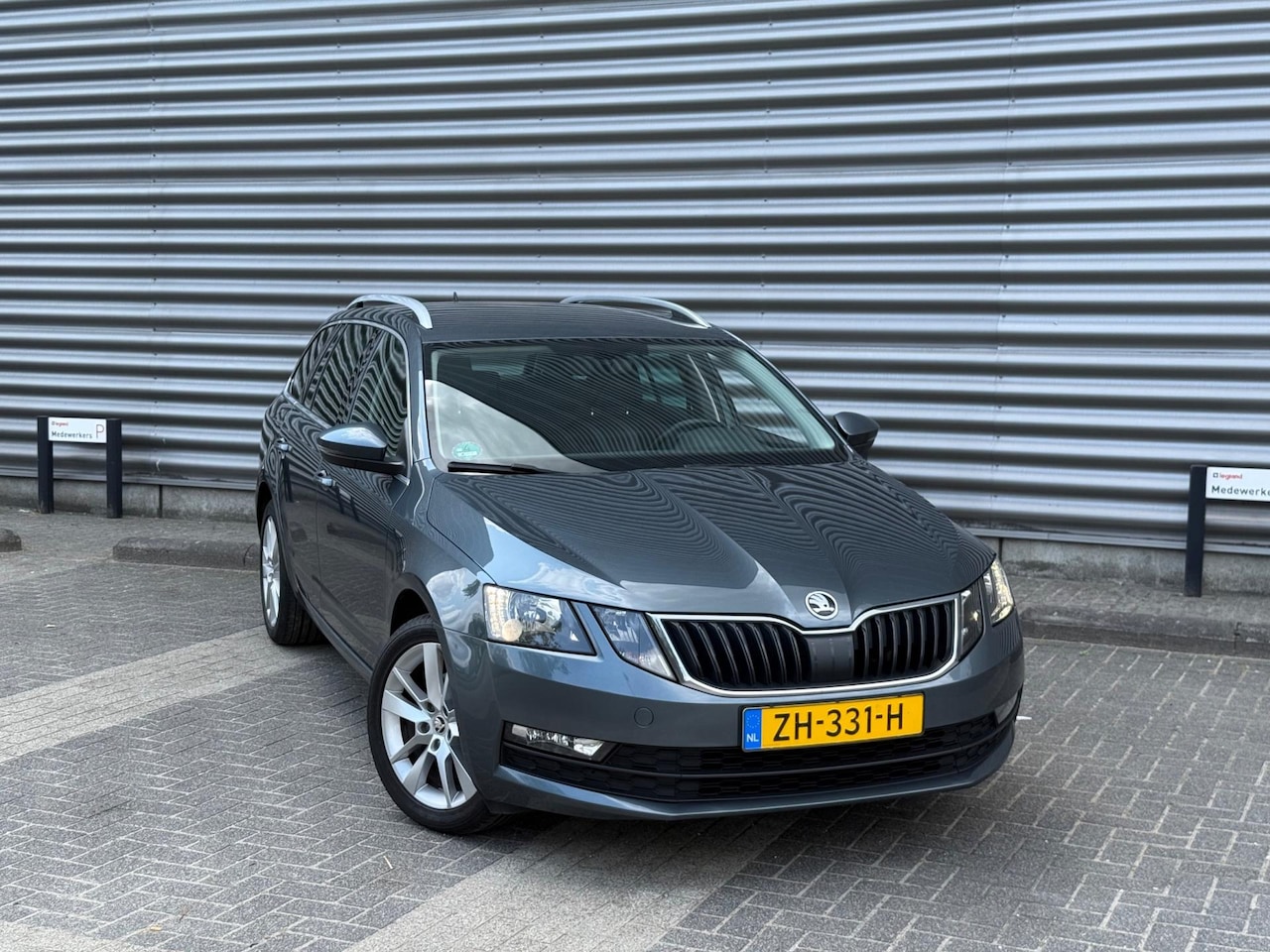 Skoda Octavia Combi - 1.0 TSI DSG 116PK (bj 2019) LED|CARPLAY|LEER - AutoWereld.nl