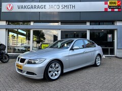 BMW 3-serie - 320i High Executive