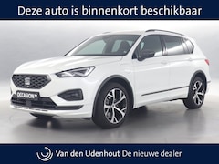 SEAT Tarraco - 1.4 TSI eHybrid 245pk PHEV FR Business / Panoramadak / Trekhaak / 360 Camera / Wordt Verwa