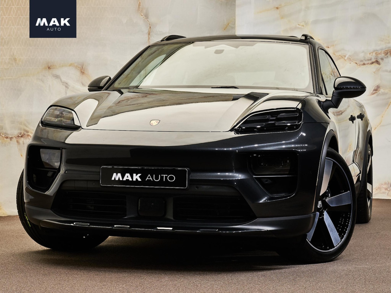 Porsche Macan - 4, 22", Offroad Design, pano, tr.haak, Bose, ACC, privacy - AutoWereld.nl