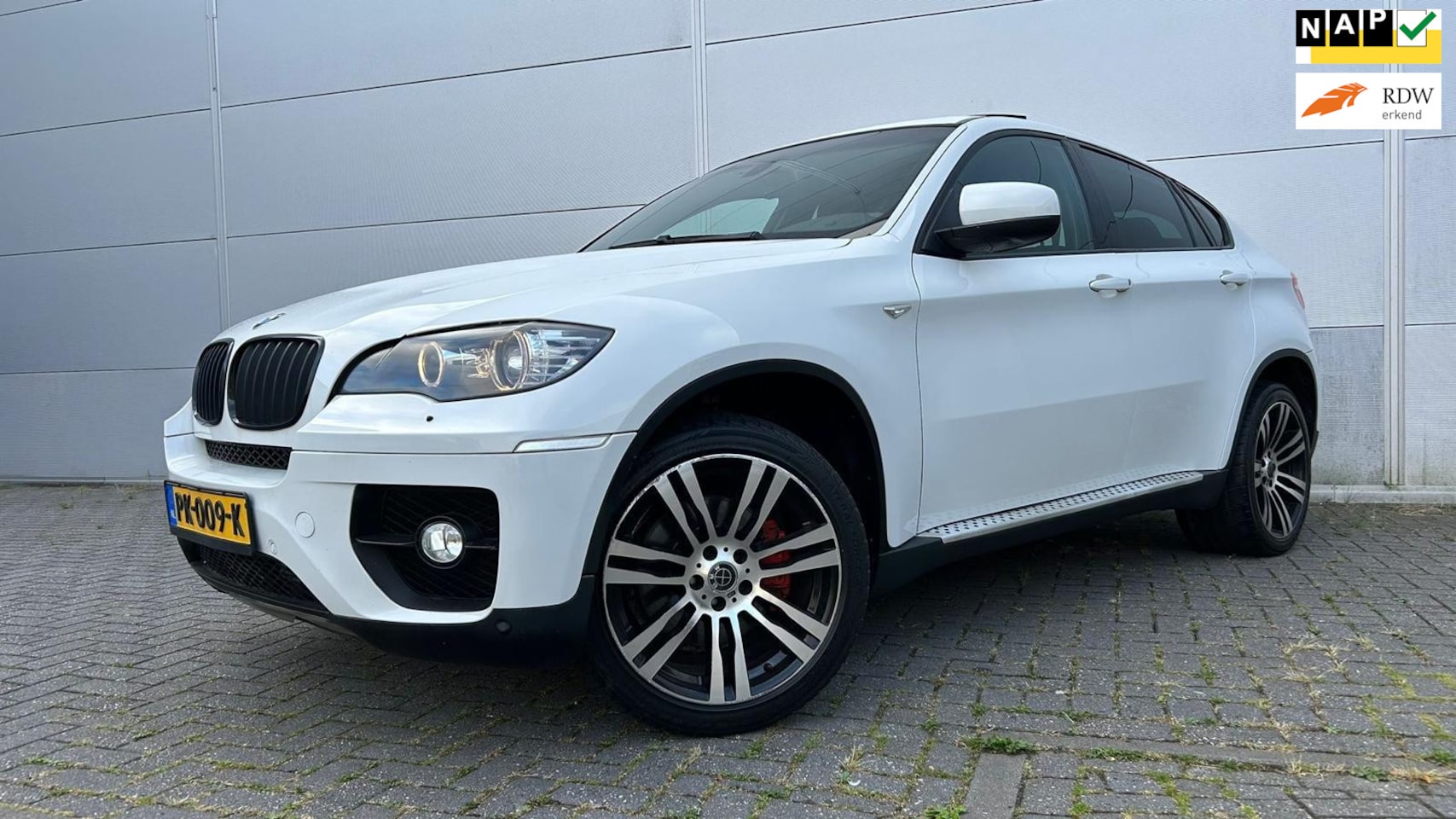 BMW X6 - XDrive35i High Exe Aut, Camera, Schuifdak - AutoWereld.nl