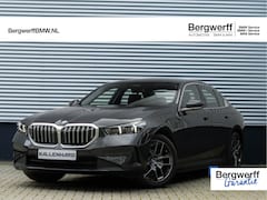 BMW 5-serie - 530e - Driving Ass Plus - Camera - Trekhaak - Stoelverwarming