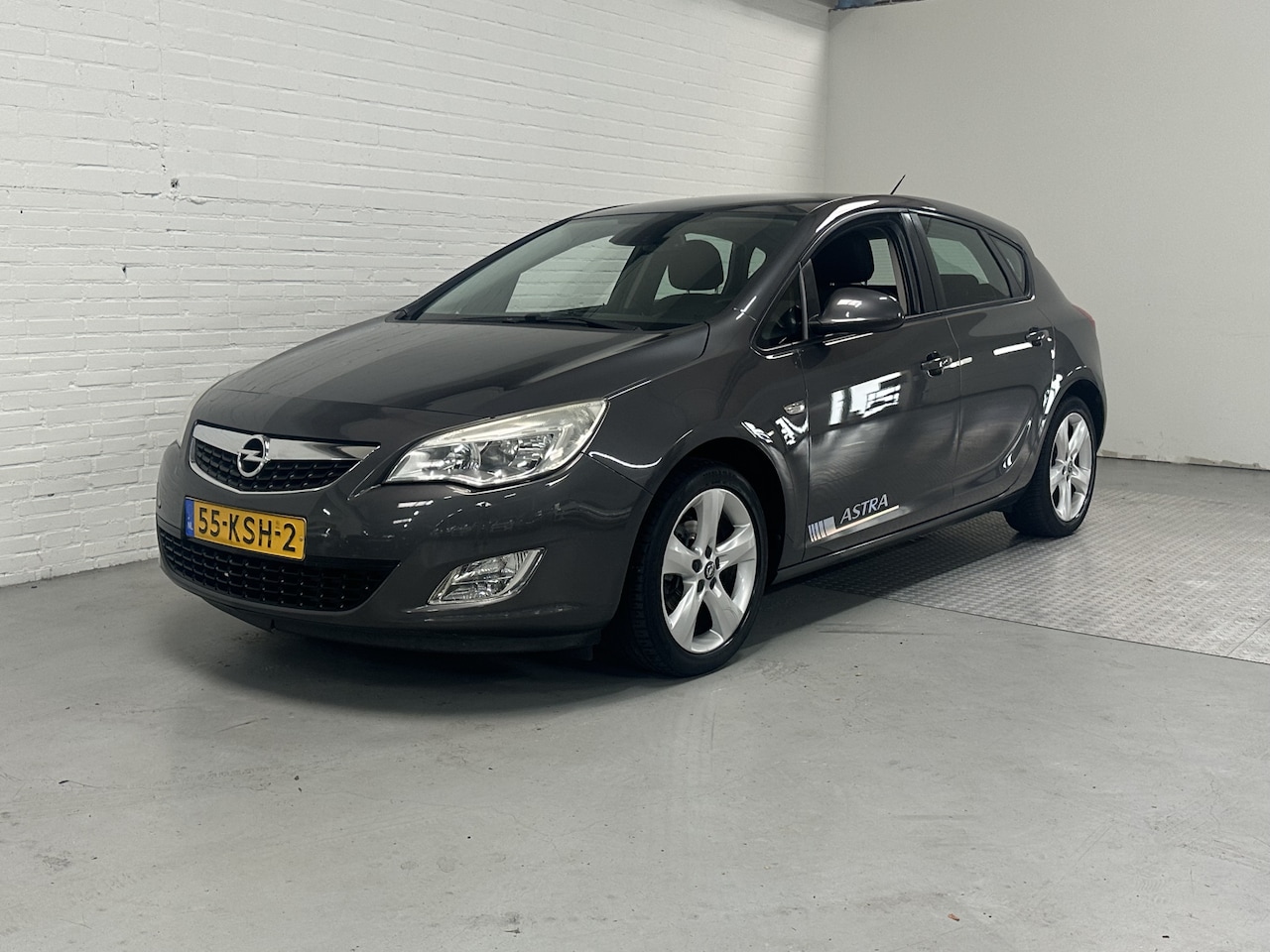 Opel Astra - 1.6 Edition AIRCO / CRUISE / ELK/PAKKET - AutoWereld.nl