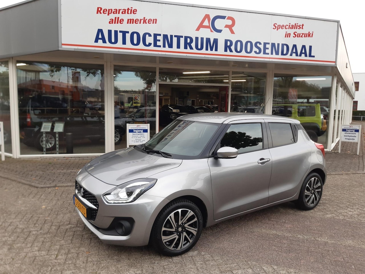 Suzuki Swift - 1.2 Style Smart Hybrid NAVI CRUISE LMV 1E EIGENAAR NAP! - AutoWereld.nl