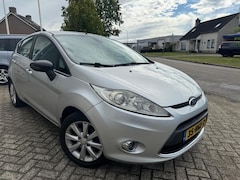 Ford Fiesta - 1.6 Ghia Airco, Cruise , Pdc