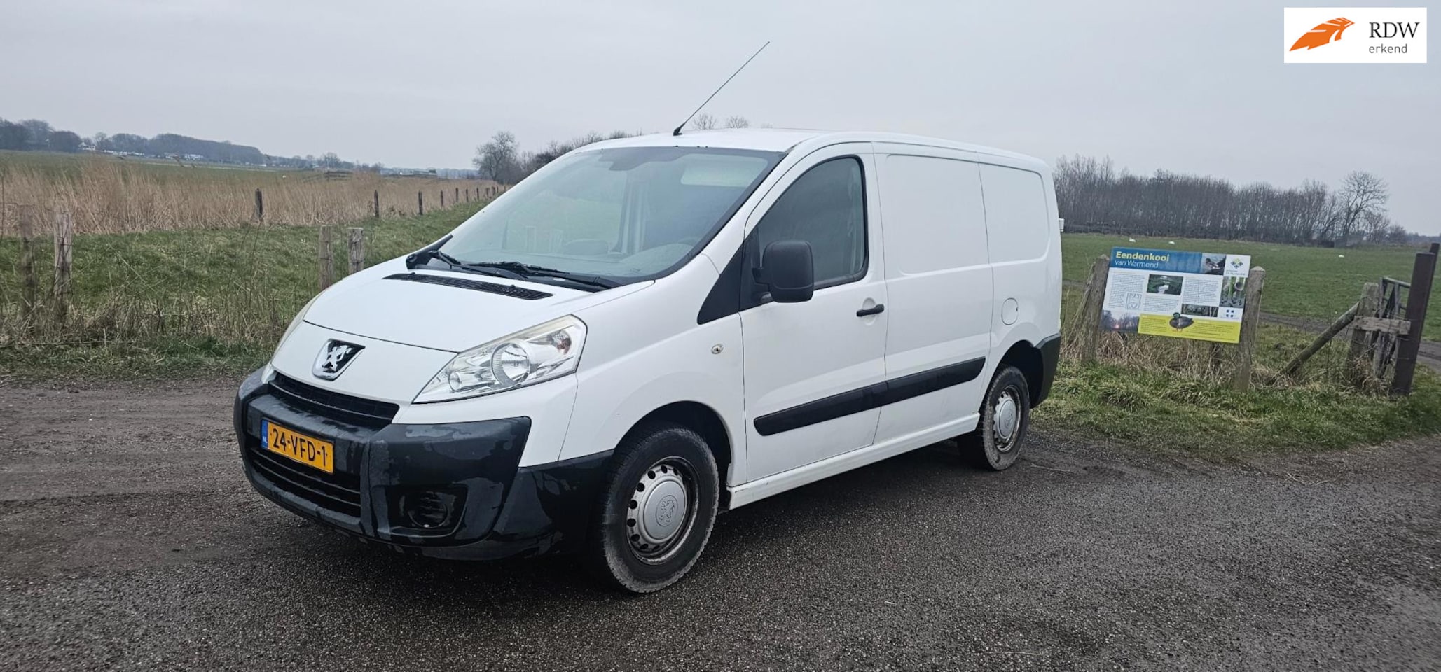 Peugeot Expert - 227 1.6 HDI L1H1 3zits airco motor niet 100% wel te verrijden - AutoWereld.nl