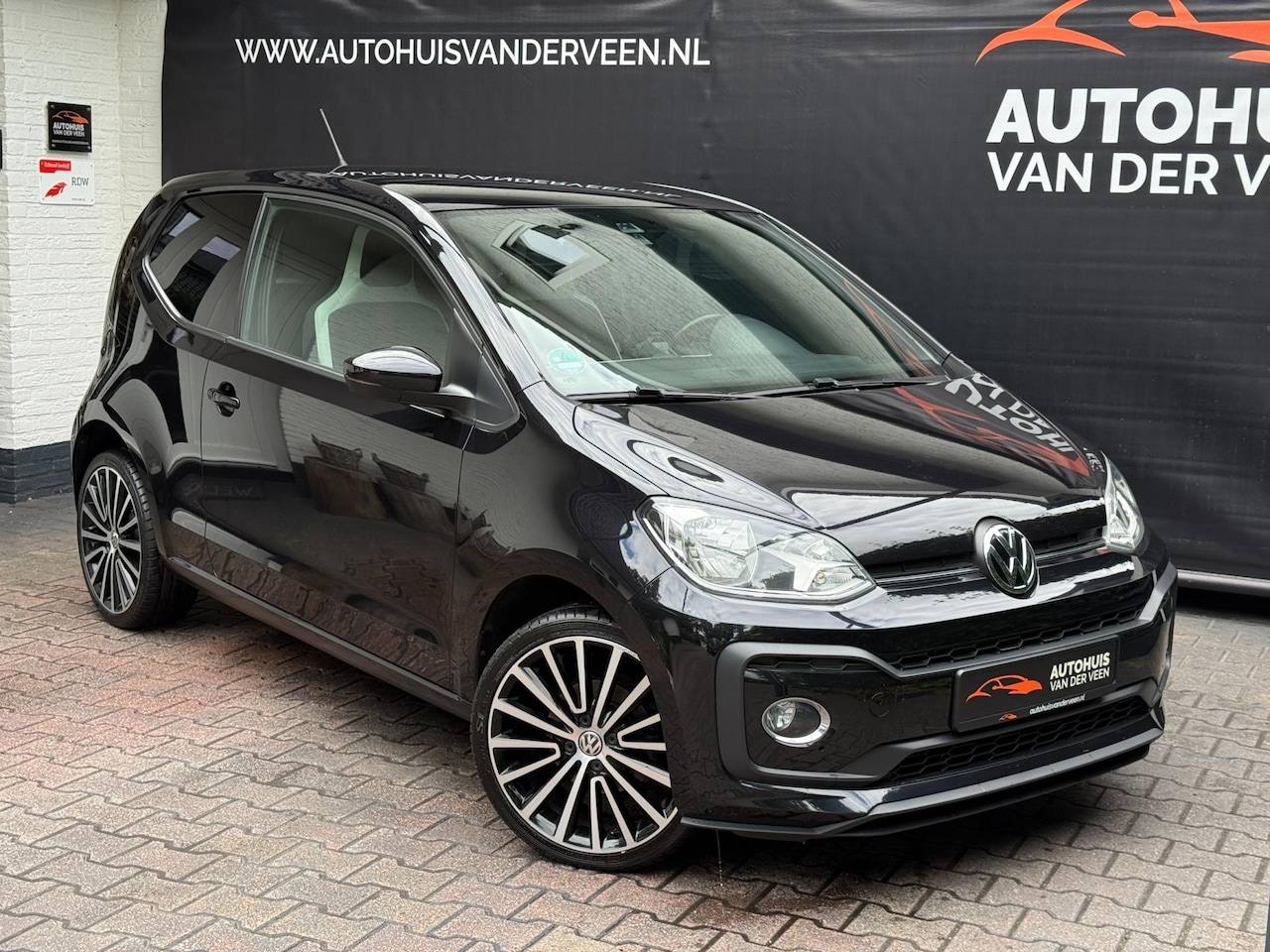 Volkswagen Up! - 1.0 TSI BMT High Up! 140 PK!, Cruise/Clima/PDC/Sound/Polygon/Etc! - AutoWereld.nl