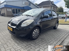 Toyota Yaris - 1.3 VVTi Dynamic