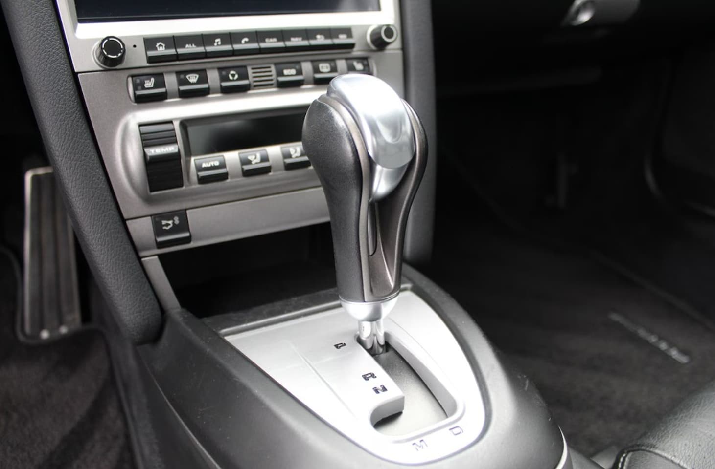 Porsche 911 - 3.6 Carrera CARRERA NAP Dealer onderhouden