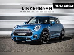 MINI Cooper S - 2.0 192pk | JCW Pakket | Panodak | Leder | H&K | 18 inch | NL Auto |