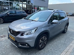 Peugeot 2008 - 1.2 PureTech GT-Line 110pk AUTOMAAT | Trekhaak | Achteruitrijcamera | Buitenspiegels elekt