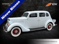 Ford 48 - V8 sedan uit 1935 – Klassieker met karakter en een berg werk verzet Uniek