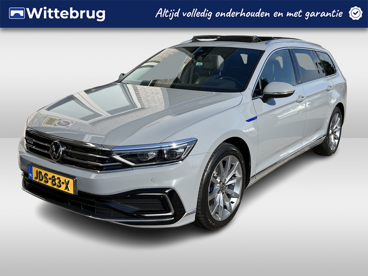 Volkswagen Passat Variant - 1.4 TSI PHEV GTE Business / AUTOMAAT/ PANO/ ALCANTARA/ ELEKTR. TREKHAAK/ HEAD-UP DISPLAY/ - AutoWereld.nl