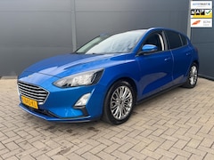 Ford Focus - 1.0 EcoBoost Hybrid Titanium X / Carplay / Pano