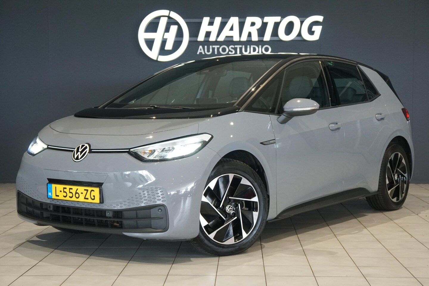 Volkswagen ID.3 - City 45 kWh 1e eigenaar *INCL BTW* + Led / Apple Carplay / Sensoren / Sfeerverlichting - AutoWereld.nl