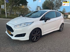 Ford Fiesta - 1.0 EcoBoost Sport Uniek / distributie.vervangen / airco / cruise.control / pdc / led / lm