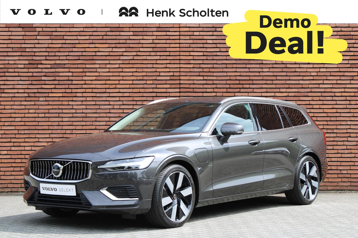 Volvo V60 - T6 AWD AUT8 350PK Ultra Bright | Bowers & Wilkins audiosysteem | 360 graden camera | 19" L - AutoWereld.nl