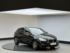 BMW 1-serie - 118i Executive Edition Automaat | Cam Achter | Verw voorstoelen | Safety Pack | Dealer ond