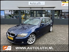 BMW 3-serie Touring - 320i High Executive