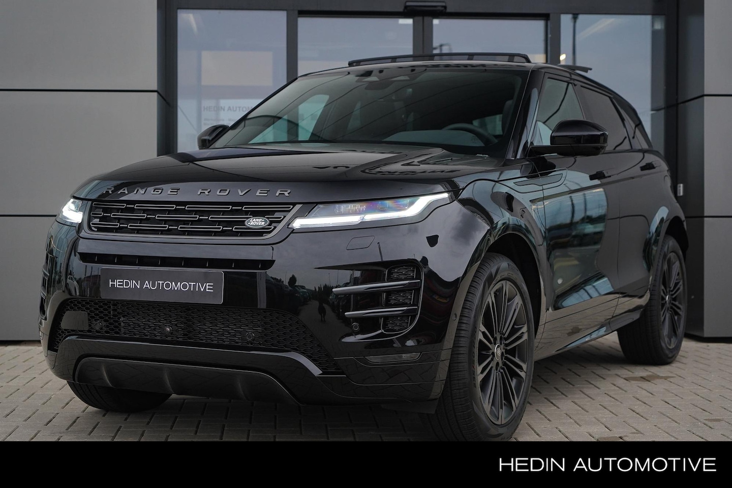 Land Rover Range Rover Evoque - 1.5 P270e PHEV AWD Graphite Edition 1.5 P270e PHEV AWD Graphite Edition - AutoWereld.nl