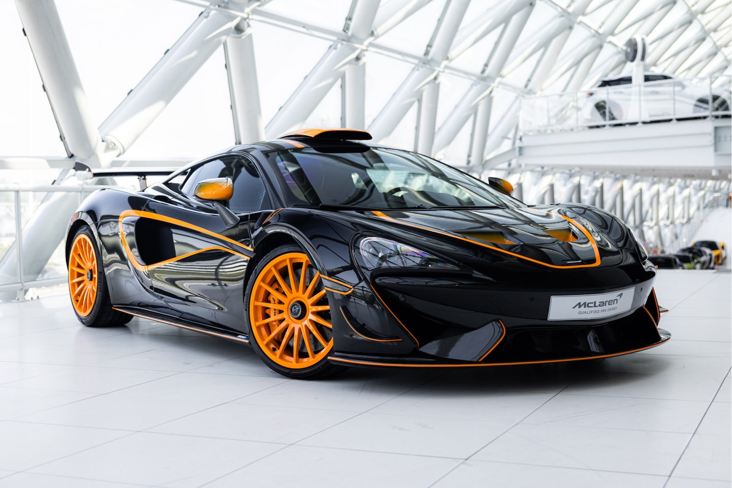 McLaren 620R - 3.8 V8 | R-Pack | Roofscoop | Carbon | Custom | 1/225 | - AutoWereld.nl