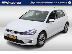 Volkswagen e-Golf - E-DITION Clima / Parkeersensoren / Navigatie / LED / Voorruit verwarmbaar