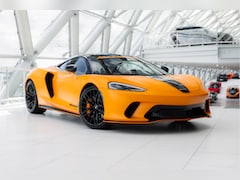 McLaren GT - 4.0 V8 | Matt Papaya Spark | Electrochromic Roof | MSO |