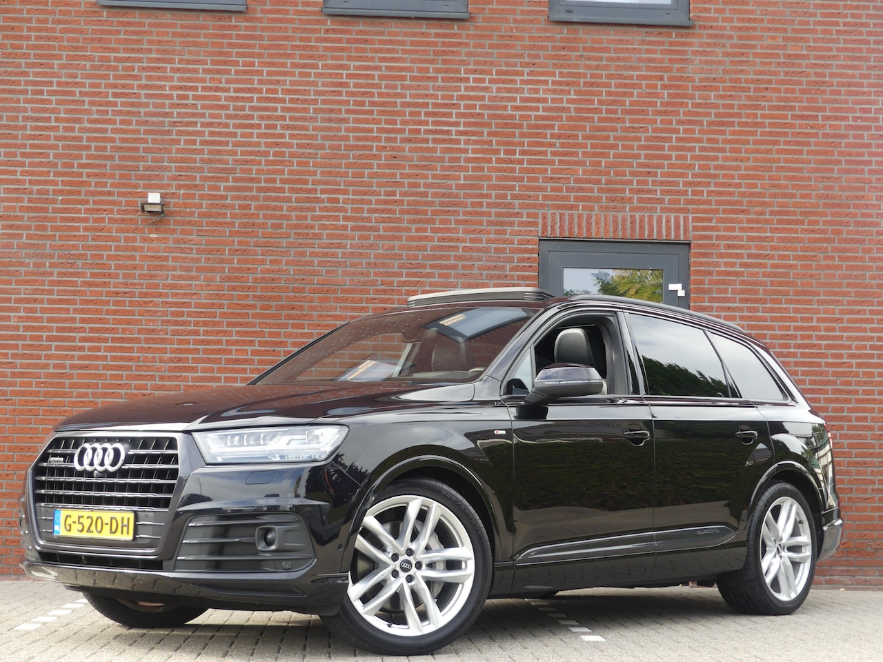 Audi Q7 - 3.0 TDI quattro S-line 7p / Panodak / Trekhaak - AutoWereld.nl