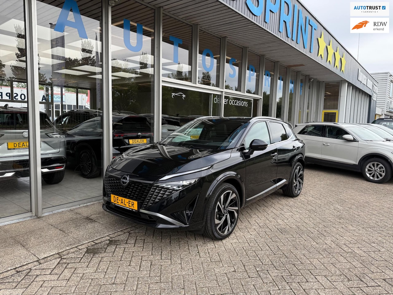 Nissan Qashqai - 1.3 MHEV Xtronic Tekna Plus 158PK /PANORAMADAK / 360 CAMERA / LEDER - AutoWereld.nl